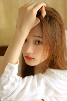 李宗瑞的继母照片